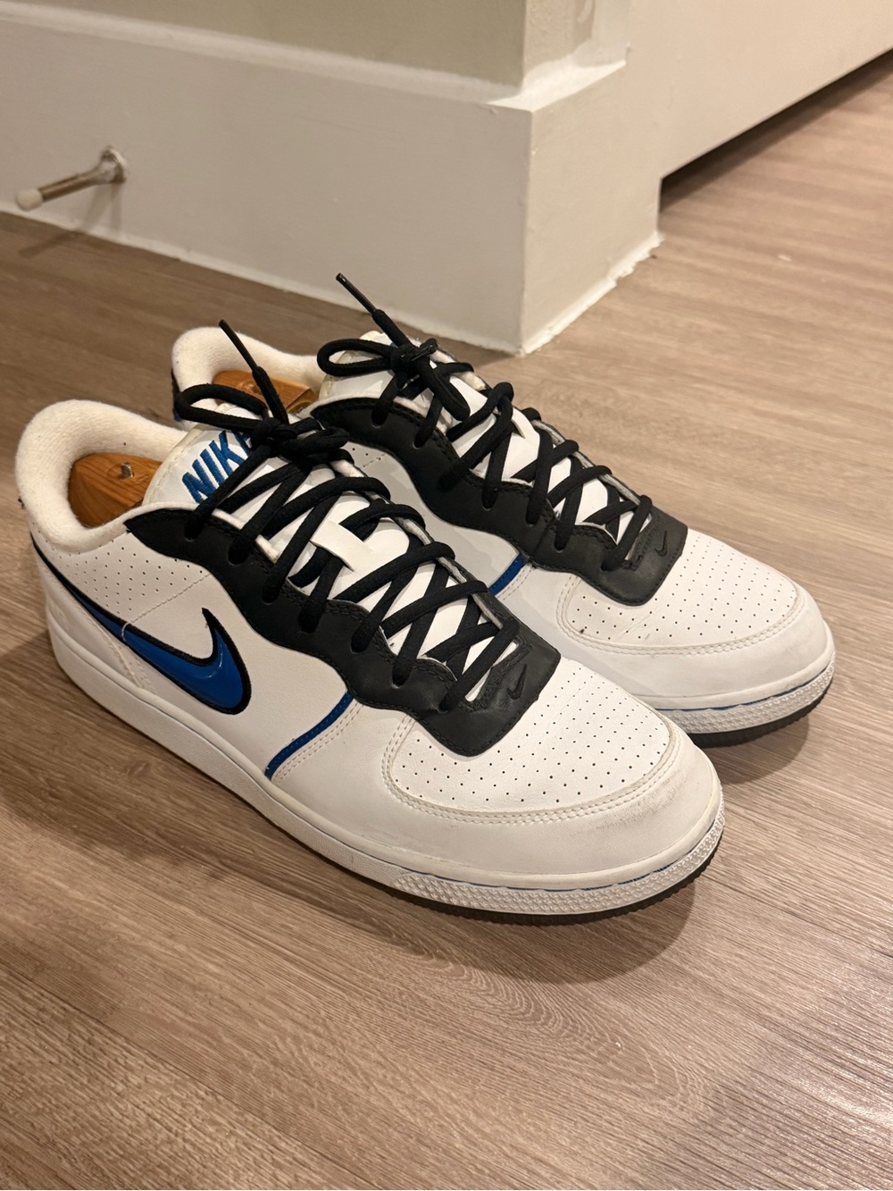 Nike Air Zoom Infiltrator Low  Sneakers White Blue 2008 Shoes Sz 10.5